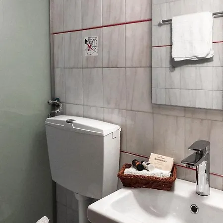 Anthoula Apartamento *